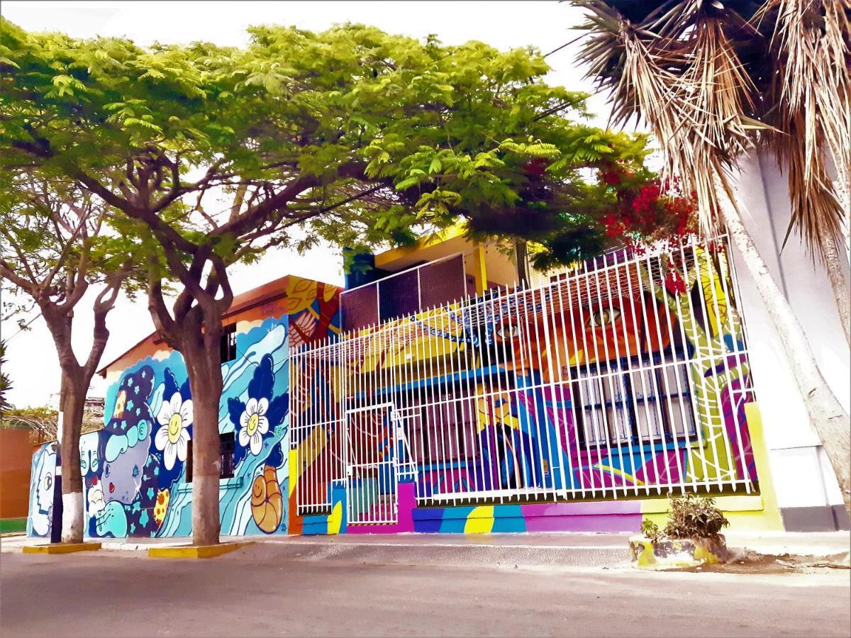 Happy Tree Hostel Peru Lima Exterior foto